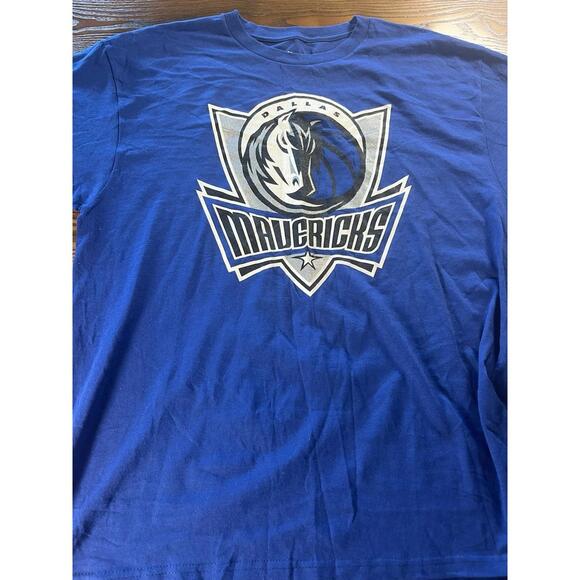 Other - Majestic Dallas Mavericks 32 Mayo Graphic T-Shirt Mens arge Blue
